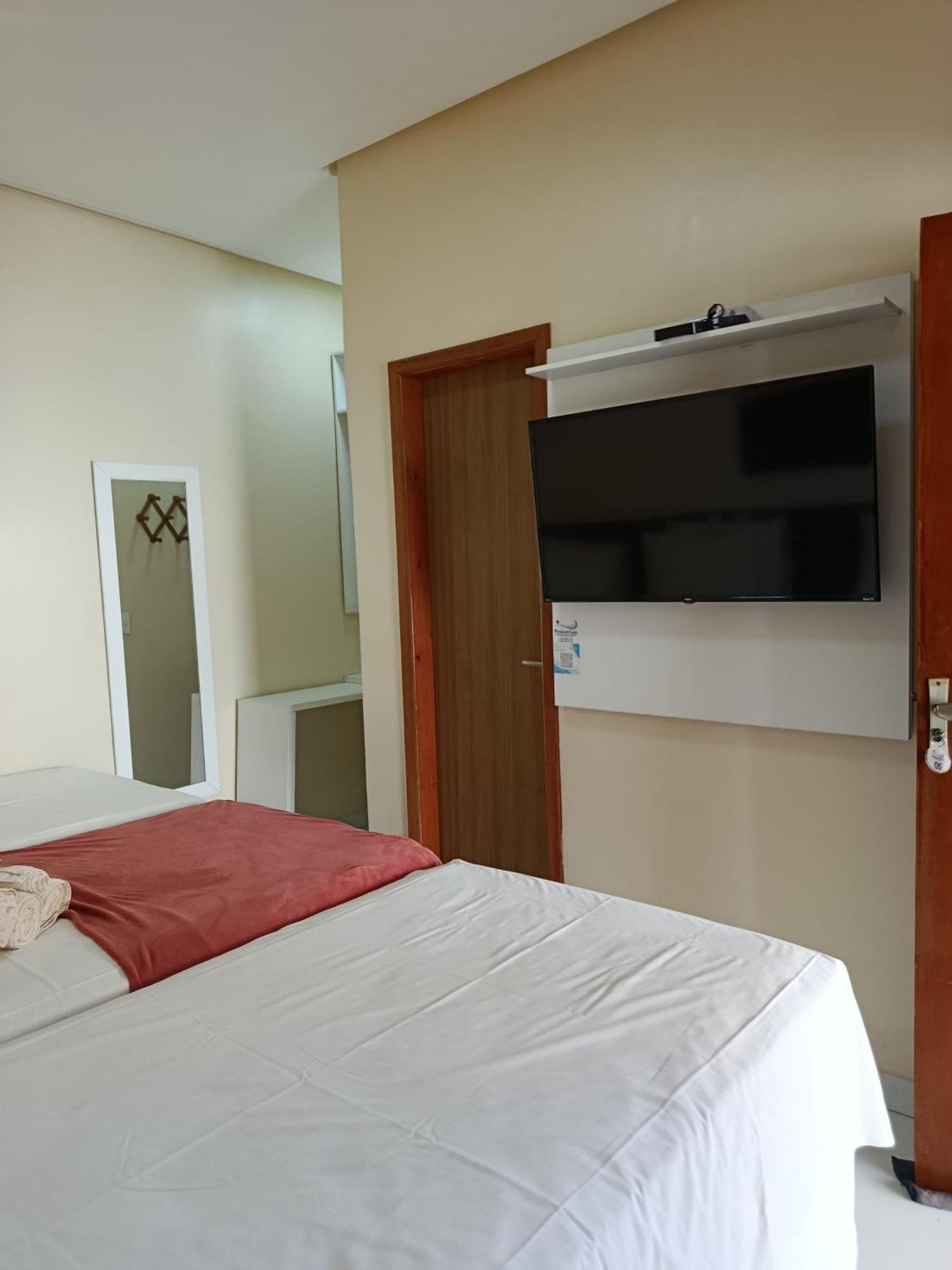 Dos Lagos Hotel Paulino Neves